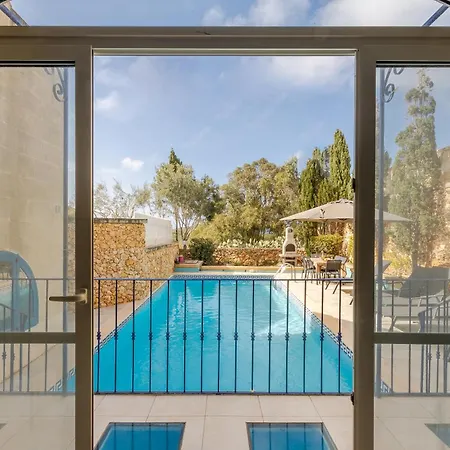 Dionisia Gozitan And Pool Gozo - Happy Ferienhaus