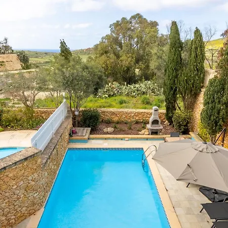 Dionisia Gozitan And Pool Gozo - Happy Ferienhaus Ghammar