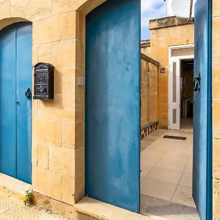 Dionisia Gozitan And Pool - Happy *