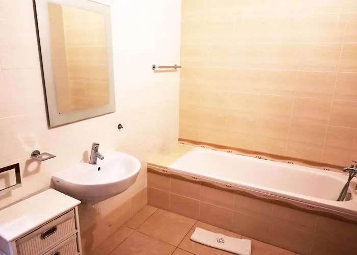 Vakantiehuis Dionisia Gozitan And Pool - Happy