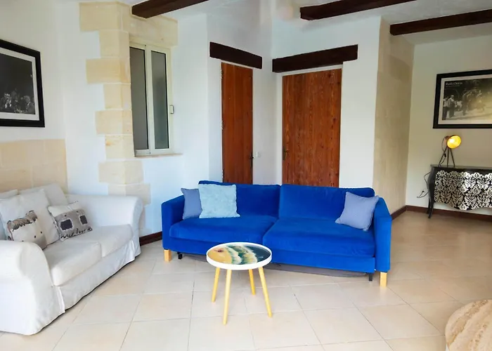 Dionisia Gozitan And Pool - Happy * Ghammar